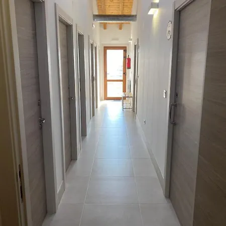 Hostal De Peregrinos Fuente Sidres