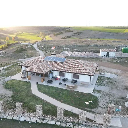 De Peregrinos Fuente Sidres 호스텔 *